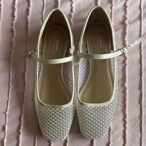 Soda Women's Iridescent Mary Jane Flats